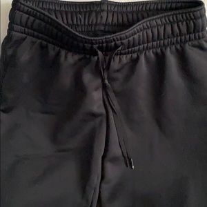 Underamour sweatpants